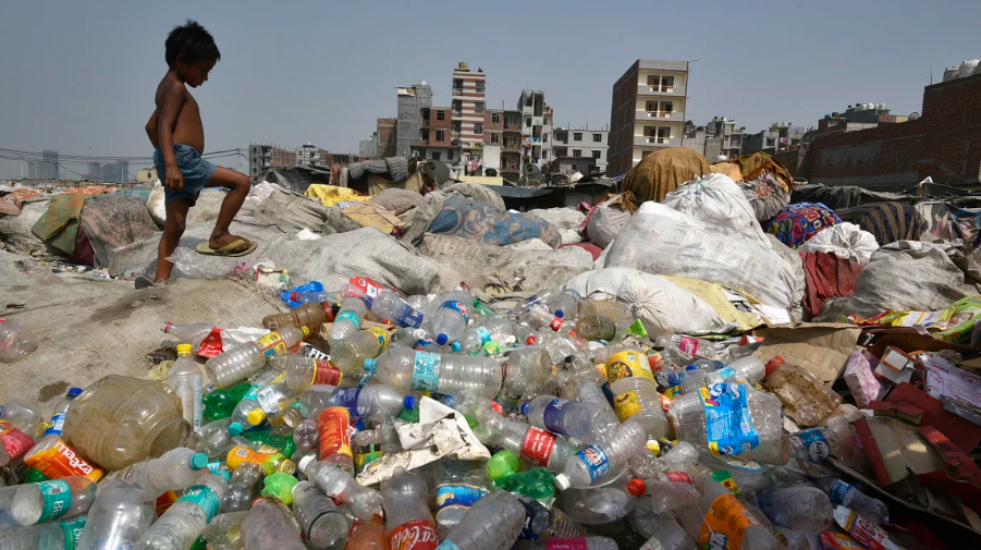 On Delhi&rsquo;s mounting waste crisis (GS Paper 3, Environment)